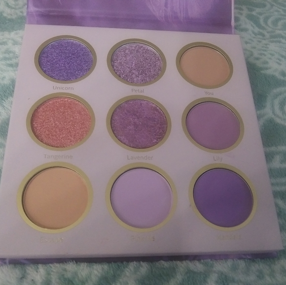Rhapsody Eyeshadow Palette. - Picture 7 of 8